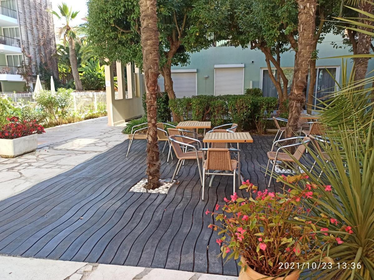 Apartament Rooftop- Jacuzzi - Terrasse - Parking Antibes Zewnętrze zdjęcie
