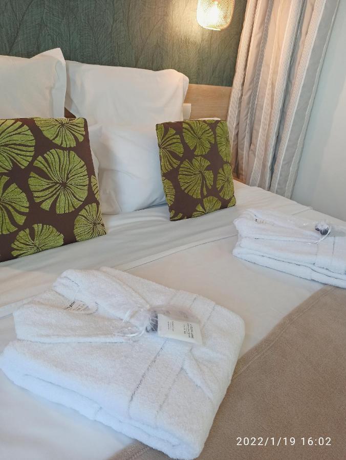Apartament Rooftop- Jacuzzi - Terrasse - Parking Antibes Zewnętrze zdjęcie